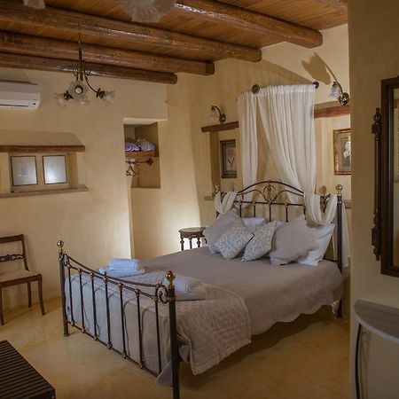 Ferienwohnung Kritikies Pitsidia Exterior foto